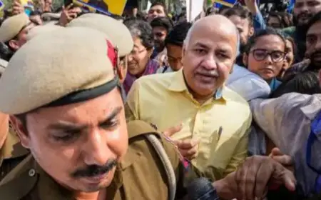 Supreme Court: दिल्ली के पूर्व उपमुख्यमंत्री मनीष सिसोदिया की जमानत याचिका पर सुप्रीम कोर्ट ने CBI और ED को नोटिस जारी