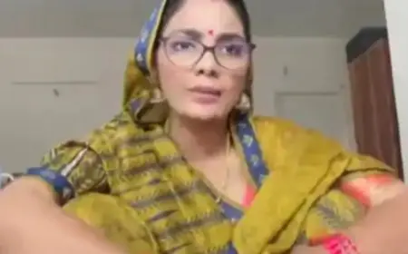 नेहा ने गाया- एमपी में का बा, मामा के सरकार बा.. घोटाला के भरमार बा..!