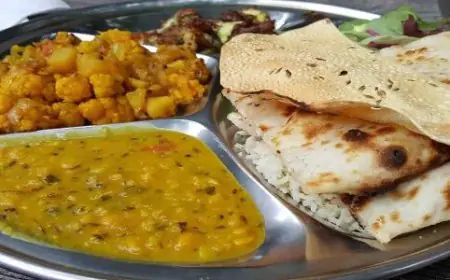 UP School Food Poisoning: कीड़ायुक्त मध्याह्न भोजन खाने से 40 बच्चे बीमार