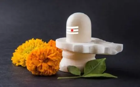 Sawan Special: सावन में भक्तों का लगता है तांता,  त्रेतायुग से जुड़ा इतिहास है दियावां महादेव का