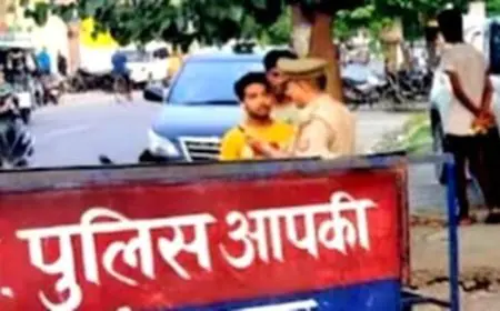 UP News: युवक से दुर्व्यवहार के आरोप में लखनऊ के दो पुलिसकर्मी निलंबित