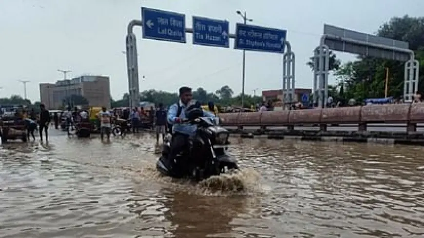 Rajdhani Delhi :  यमुना का जलस्तर बढ़ने से कई इलाकों में एक मंजिल मकान डूबे, 5 हजार लोगों को निकाला