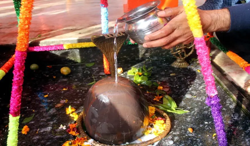कल है सावन की Shivratri, ऐसे करें पूजा और जलाभिषेक... मिलेगी भगवान Shiv की विशेष कृपा