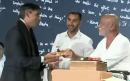 ब्रिटेन के प्रधानमंत्री ऋषि सुनक ने सुनी राम कथा, बोले जय सियाराम