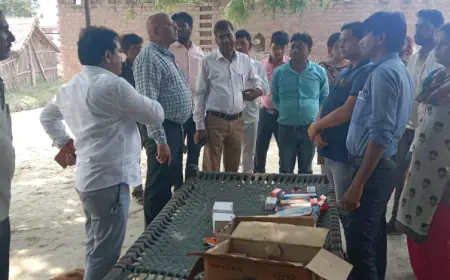 सीएमओ ने ग्राम बरोना में स्वास्थ्य शिविर का किया निरिक्षण
