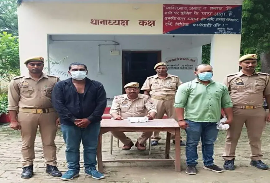 जौनपुर पुलिस टीम द्वारा जनता के सहयोग से 02 शातिर अपराधियों को लूट कर भागते हुए किया गया गिरफ्तार