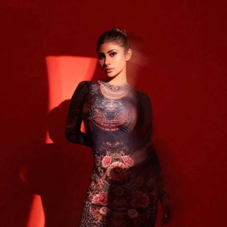 Mouni Roy Hot Photos