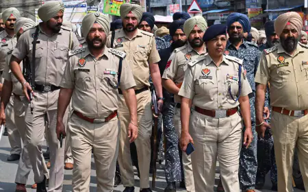 होटल में चल रहा था गंदा काम, कई राज्यों के लोग थे शामिल, महिलाओं समेत 10 लोग गिरफ्तार