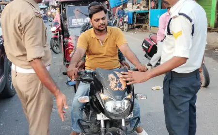 कासगंज यातायात प्रभारी ने  चैकिंग के दौरान 147 वाहनों के काटे चालन