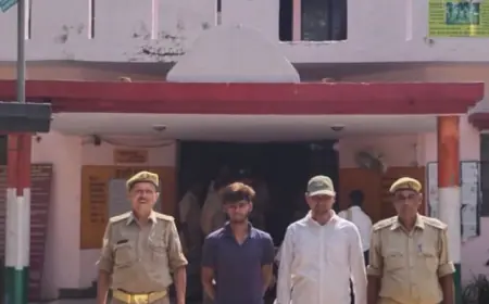 कासगंज/ढोलना पुलिस द्वारा पास्को में वांछित 02 अभियुक्तों को किया गिरफ्तार।