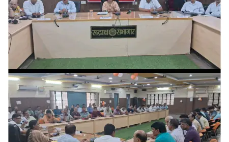 कासगंज: जिलाधिकारी सुधा वर्मा ने कलेक्ट्रेट सभागार में प्रेस प्रतिनिधियों से की  वार्ता।