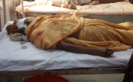 बाइक चालक ने महिला के मारी जोरदार टक्कर