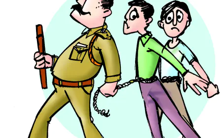 दिल्ली से चुराकर लाई गई दाल की 54 बोरियां बरामद: 4 युवक गिरफ्तार