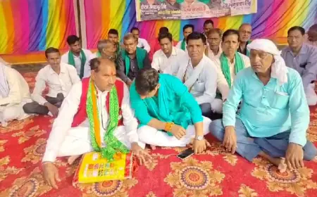 हाइवे निर्माण को लेकर भाकियू भानू गुट के पदाधिकारी धरने पर बैठे