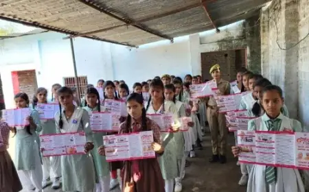 मिशन शक्ति अभियान के अंतर्गत पुलिस ने दी छात्राओं को आवश्यक जानकारी