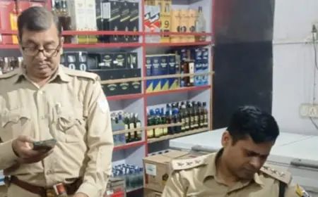 आबकारी ने दो स्थानों पर छापेमारी कर बरामद की 45 लीटर अवैध कच्ची शराब