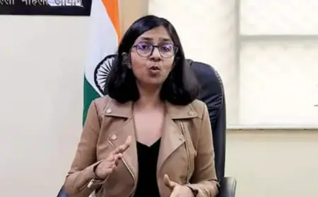 दिल्ली महिला आयोग ने हिंदू देवियों की अश्लील तस्वीरों पर दिल्ली पुलिस को किया नोटिस जारी