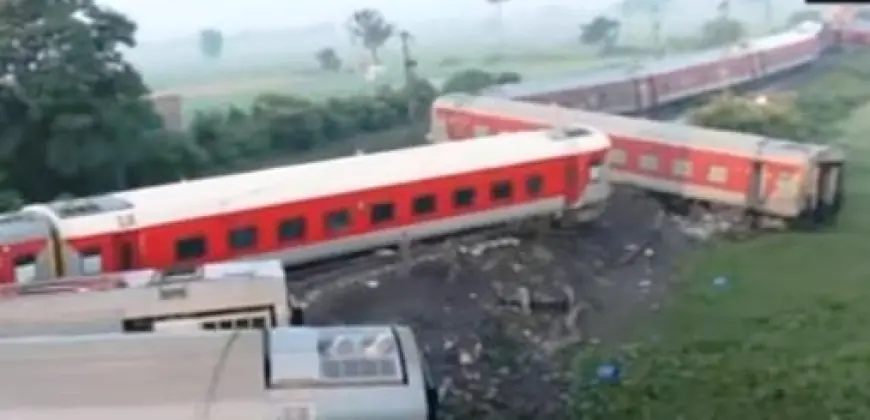 Bihar Train Accident News: बक्सर में नॉर्थ ईस्ट एक्सप्रेस के पटरी से उतरने के कारण 10 ट्रेनें रद्द, 21 के मार्ग बदले गए