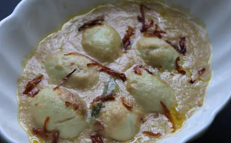 Creamy WHITE EGG KORMA : मेहमान को करिए इम्प्रेस बनाके ये क्रीमी सफेद अंडा कोरमा