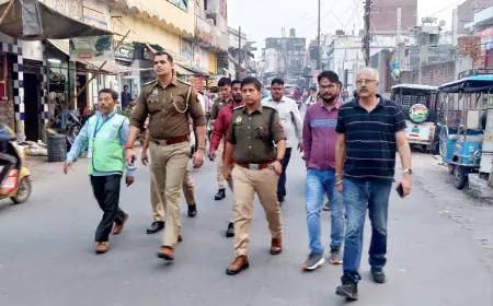 एसीपी ट्रैफिक इं0 अनीस अहमद के साथ सचिव अनिल शर्मा की जानकारी