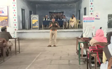 कासगंज वी.ए.बी इण्टर कालेज में महिलाओं को मिशन जागृति अभियान के क्रम में जागरुक किया।