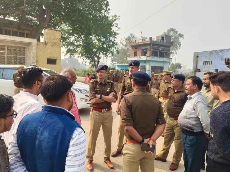 कासगंज सोरों श्रधालुओं की भीड़ के दृष्टिगत अधीनस्थ को पुलिस महानिरीक्षक अलीगढ़  द्वारा आवश्यक दिशा निर्देश