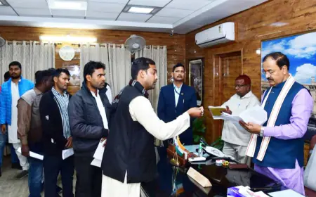 किसानों की समस्याओं को लेकर अपना दल(एस)का एक प्रतिनिधिमंडल उपमुख्यमंत्री मा0 केशव प्रसाद मौर्य से उनके निज निवास पर मिला।