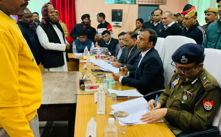 मंडलायुक्त व आईजी के समाधान दिवस में 161 फरियादियों में 15 को मिला न्याय