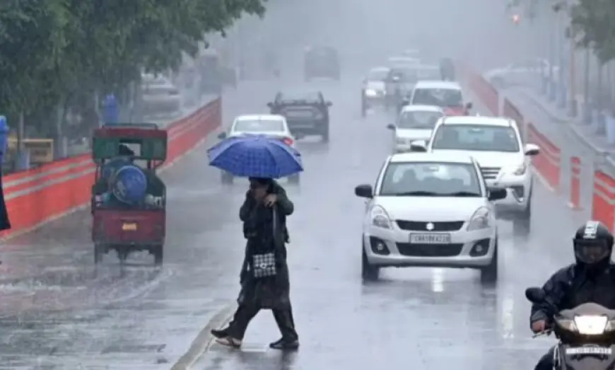 Aaj ka mausam: दिल्ली-NCR में बढ़ी ठंड, 19 राज्यों में बरसेंगे बादल, बदला मौसम
