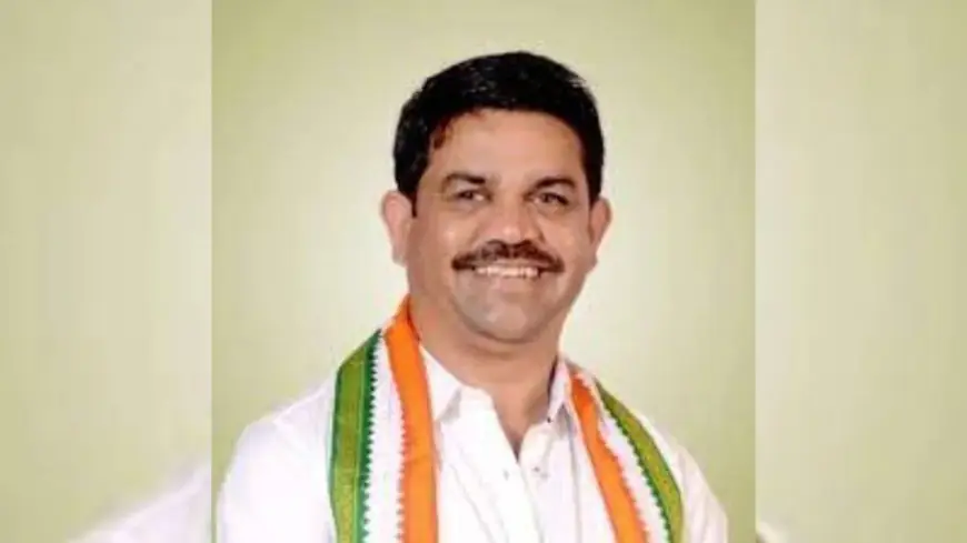 Congress MLA Vikram Mandavi Biography: कांग्रेस विधायक विक्रम मंडावी का जीवन परिचय