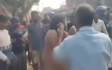 जटाएं खीचीं, निर्वस्त्र कर साधुओं को डंडों से पीटा. BJP का दावा