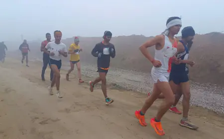 चंबल मैराथन में 42 किलोमीटर दौड़ कर विजेता बने मुरैना के शैलेंद्र