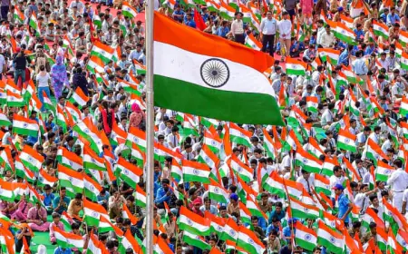 Republic Day: जश्न के बाद जमीन पर न फेंके जाये कागज से बने झंडे, गृह मंत्रालय ने किया सर्कुलर जारी