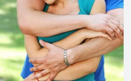 Ghaziabad crime: पत्नी के साथ पड़ोसी को देख युवक ने गर्म तेल में डाला