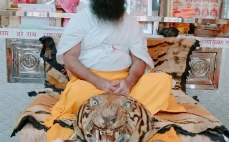 महंत ईश्वर दास ने अन्न जल त्यागा: झुक गया प्रशासन