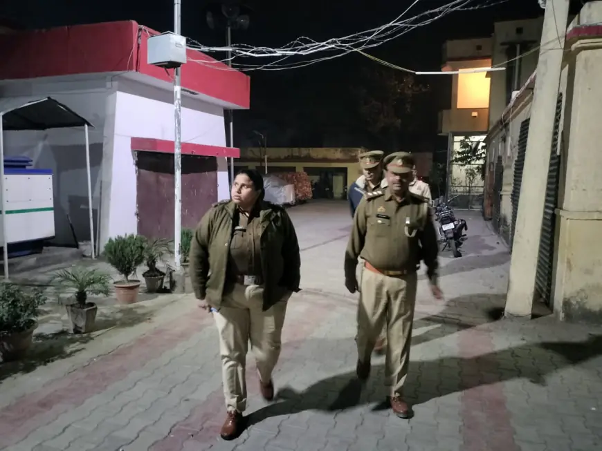 पुलिस अधीक्षक कासगंज अपर्णा रजत कौशिक द्वारा थाना सहावर का आकस्मिक निरीक्षण किया गया ।