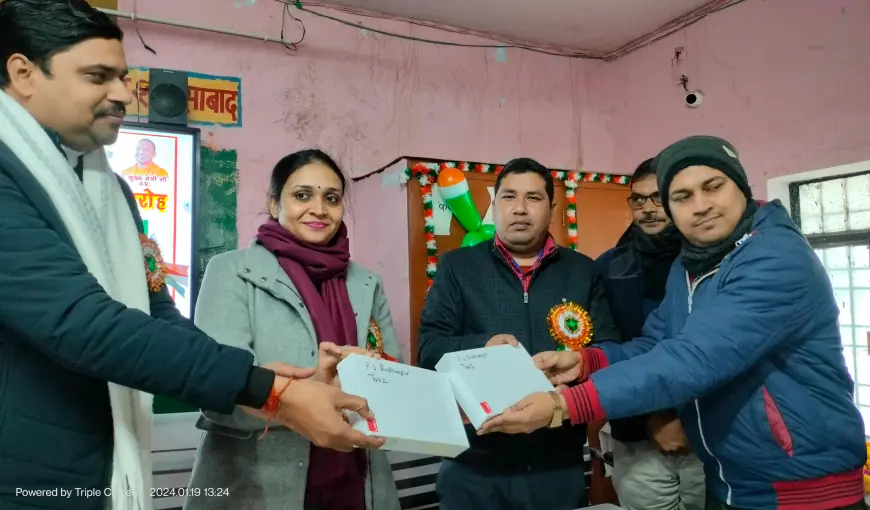 आईसीटी लैब का विधायक डा.सुरभि ने किया शुभारंभ, बांटे टैबलेट