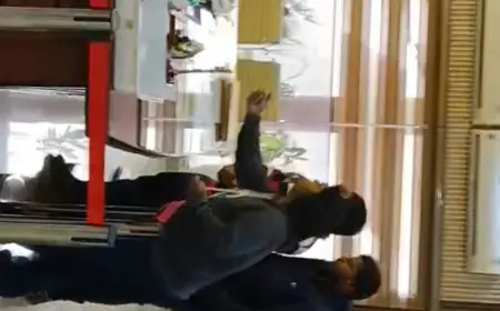 नगला नरपत में बिजली की समस्या पर जिलाधिकारी को ज्ञापन