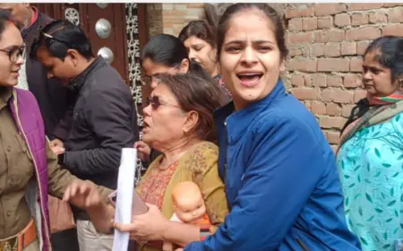 माफिया हसनैन पारुल मिश्रा सर्वेश पाल की करोड़ों की संपत्ति की हुई कुर्क