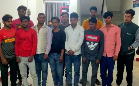 Etah police : जुआ खेलते हुये 11 जुआरियों को 5440 रूपये तथा ताश के पत्तों सहित किया गिरफ्तार