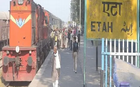 Etah Railway : एटा से आगरा रेलगाड़ी का किराया घटकर हुआ 25 रुपये