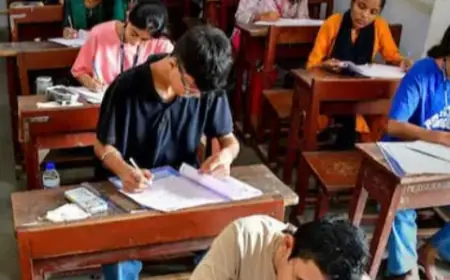 यूपी बोर्ड की परीक्षा, गणित/जीव विज्ञान का पेपर हुआ सोशल मीडिया पर वायरल