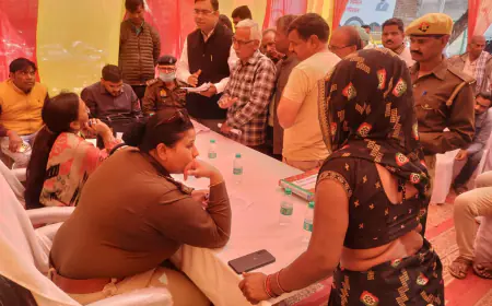 समाधान दिवस पर जिलाधिकारी  व पुलिस अधीक्षक कासगंज द्वारा थाना सिढपुरा में सुनी गई जन समस्याएं