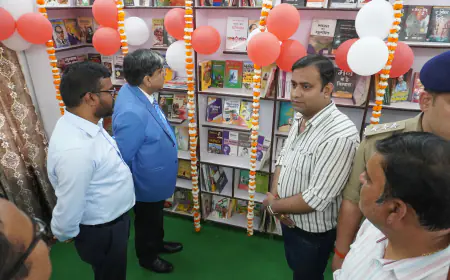 लायंस क्लब एटा द्वारा जिला कारागार में बंदियों के लिए पुस्तकालय का किया शुभारभ