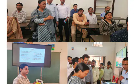 कासगंज श्री गणेश इण्टर कॉलेज में पीठासीन/प्रथम मतदान अधिकारियों को दिया गया प्रशिक्षण।