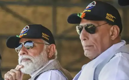 पाकिस्तान से नहीं रुक रहा आतंकवाद तो भारत की ले ले मदद, राजनाथ सिंह