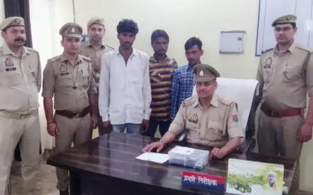 शातिर साइबर ठग चढ़े एटा पुलिस के हत्थे, फ्राड कॉल करके लोगों से खातों में डलवाते  थे रुपये