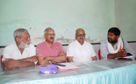 प्रधानमंत्री के संज्ञान में लाना चाहते हैं, सिविल एंक्लव- आगरा के नागरिकों और व्यावसायिक हितों को पूरी तरह से अनदेखा किया