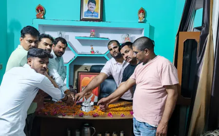 राष्ट्रवादी जनलोक पार्टी सत्य फर्रुखाबाद टीम ने शेर सिंह राणा का जन्मदिन धूमधाम से मनाया