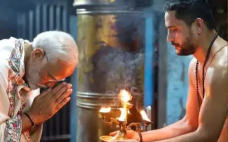 PM Modi News : मोदी ने  विवेकानंद रॉक मेमोरियल में 45 घंटे तक अपनी ध्यान साधना शुरू की